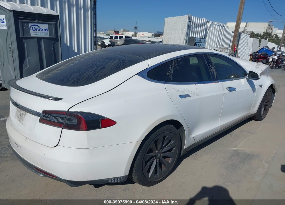 2014 TESLA MODEL S P85 VIN: 5YJSA1H18EFP32894