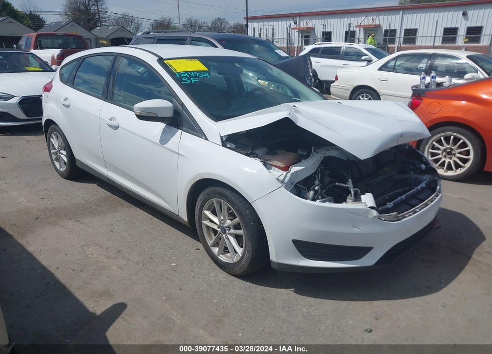2015 FORD FOCUS SE VIN: 1FADP3K25FL252451