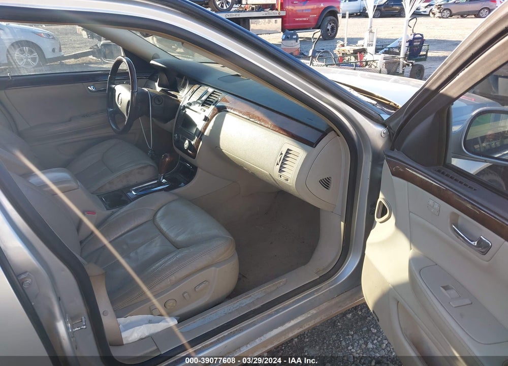 2011 CADILLAC DTS PREMIUM COLLECTION VIN: 1G6KH5E60BU127549