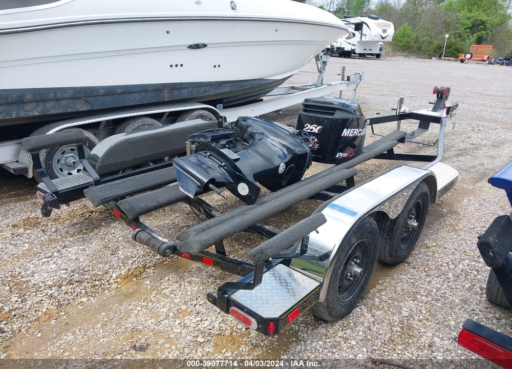 2018 BULLET BASSBOAT VIN: BBQ21T23C818