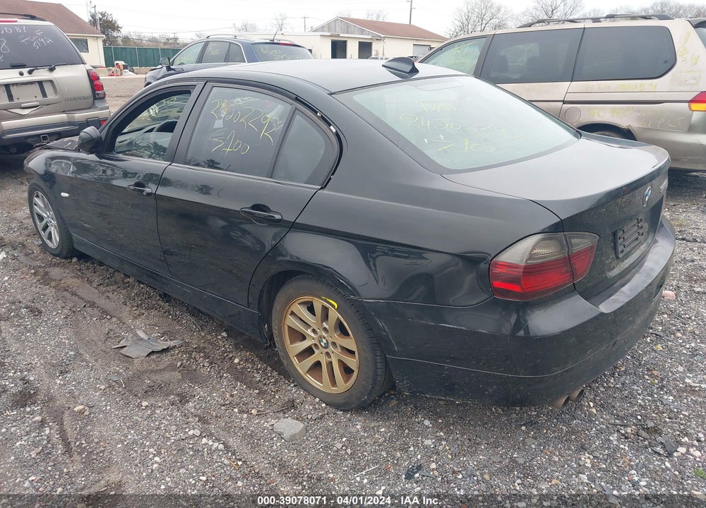 2007 BMW 328I VIN: WBAVA33517KX81943