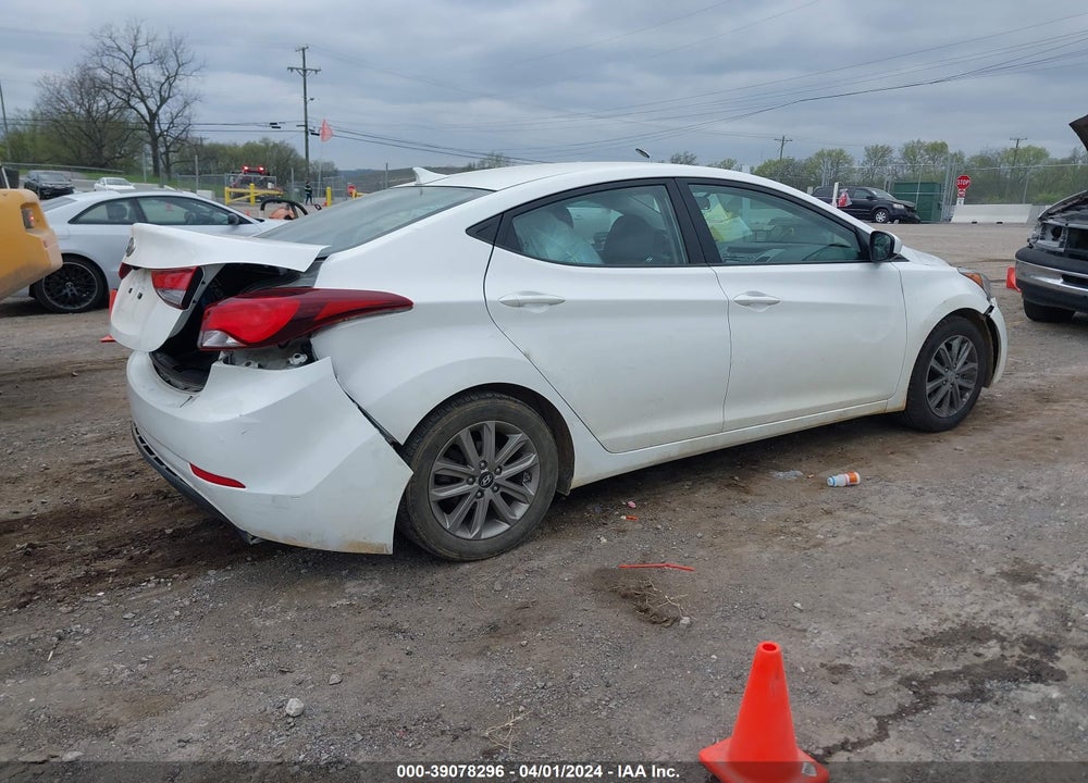 2014 HYUNDAI ELANTRA SE VIN: 5NPDH4AE3EH481819