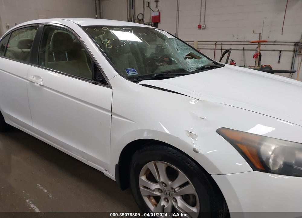2010 HONDA ACCORD 2.4 LX-P VIN: 1HGCP2F49AA028844
