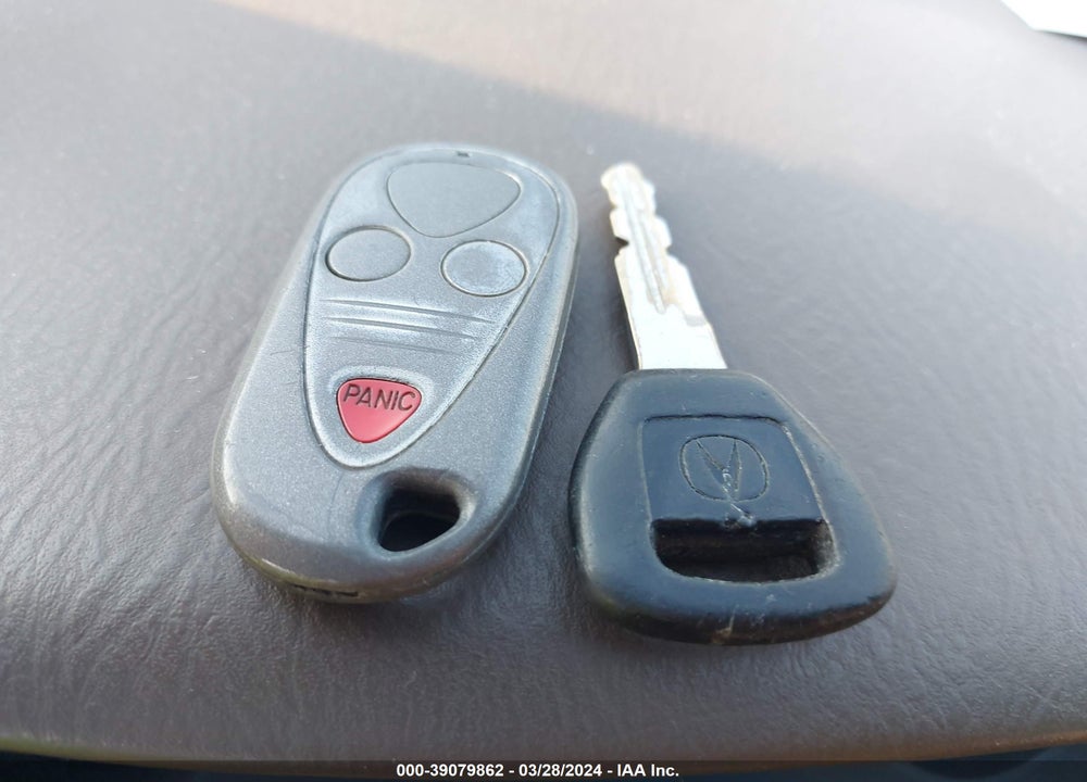 2005 ACURA MDX VIN: 2HNYD18885H526445