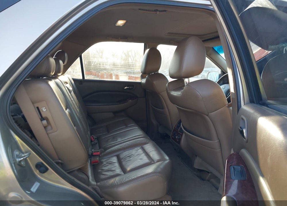 2005 ACURA MDX VIN: 2HNYD18885H526445