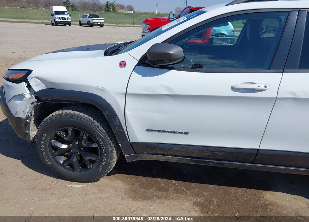 2017 JEEP CHEROKEE TRAILHAWK 4X4 VIN: 1C4PJMBS7HW538396