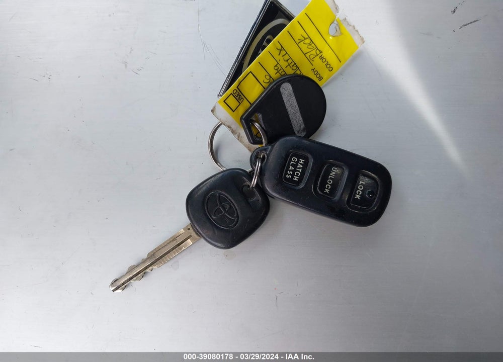 2006 TOYOTA MATRIX VIN: 2T1KR32EX6C560051