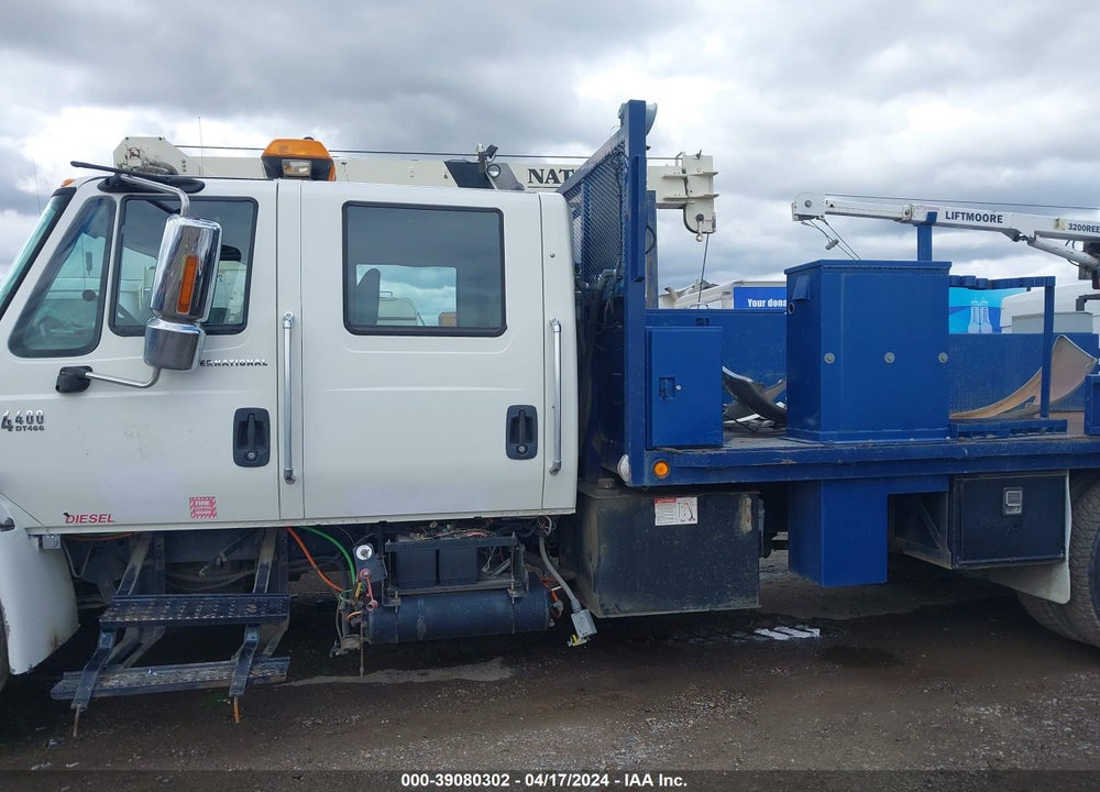 2005 INTERNATIONAL 4000 4400 VIN: 1HTMKAAL25H698469