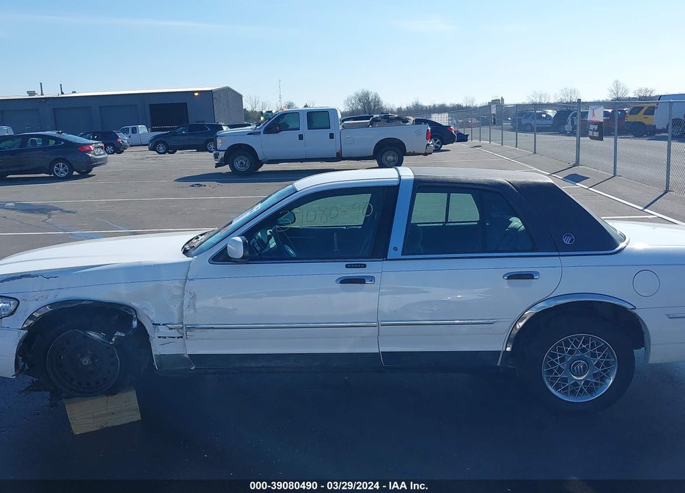 2001 MERCURY GRAND MARQUIS GS VIN: 2MEFM74W01X701936