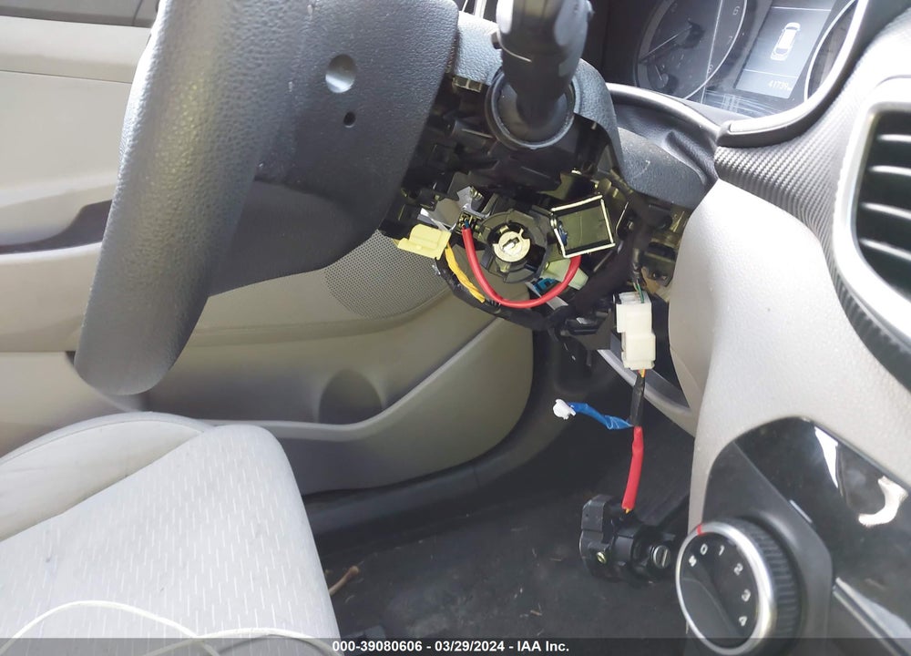 2019 HYUNDAI TUCSON SE VIN: KM8J2CA44KU002794