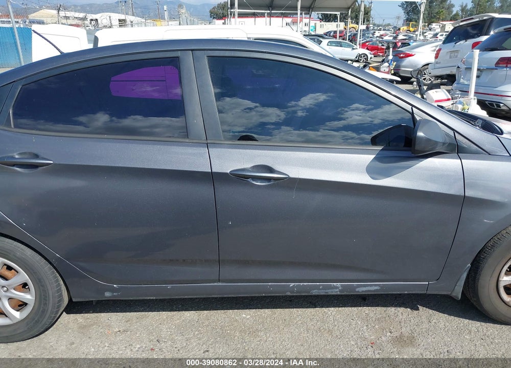 2013 HYUNDAI ACCENT GLS VIN: KMHCT4AE6DU286582