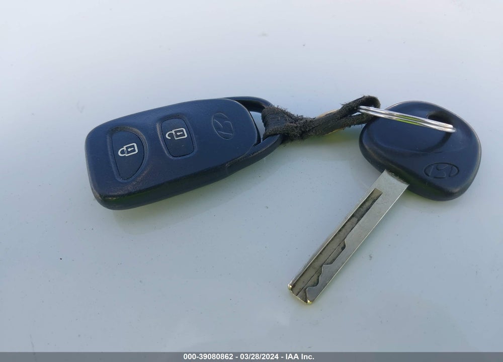 2013 HYUNDAI ACCENT GLS VIN: KMHCT4AE6DU286582