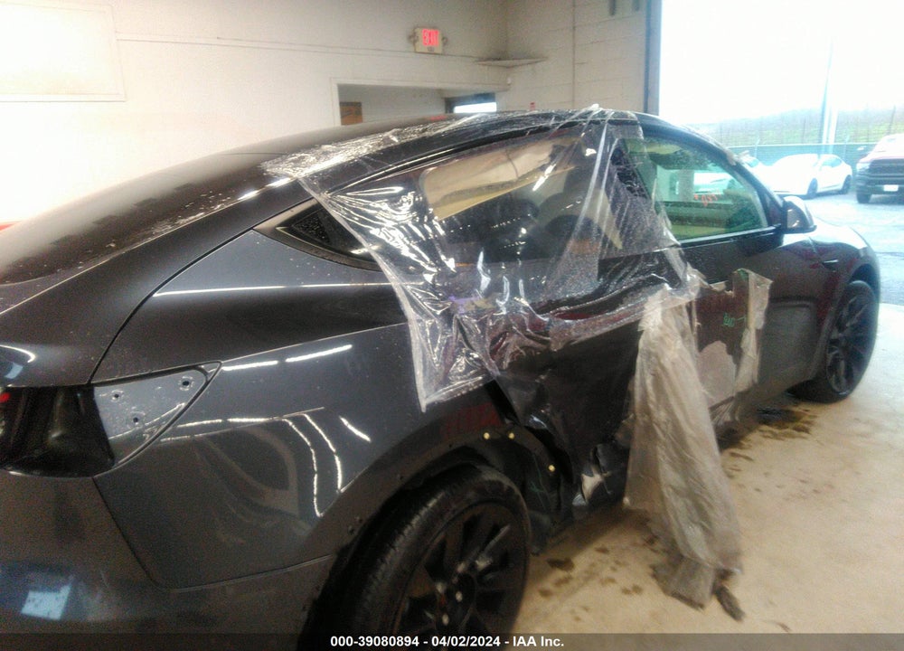 2021 TESLA MODEL Y LONG RANGE DUAL MOTOR ALL-WHEEL DRIVE VIN: 5YJYGAEE4MF144117