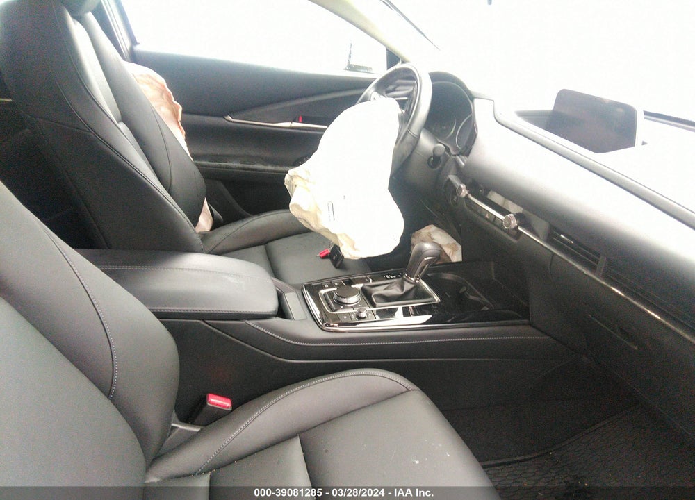 2022 MAZDA CX-30 PREFERRED VIN: 3MVDMBCL6NM453727