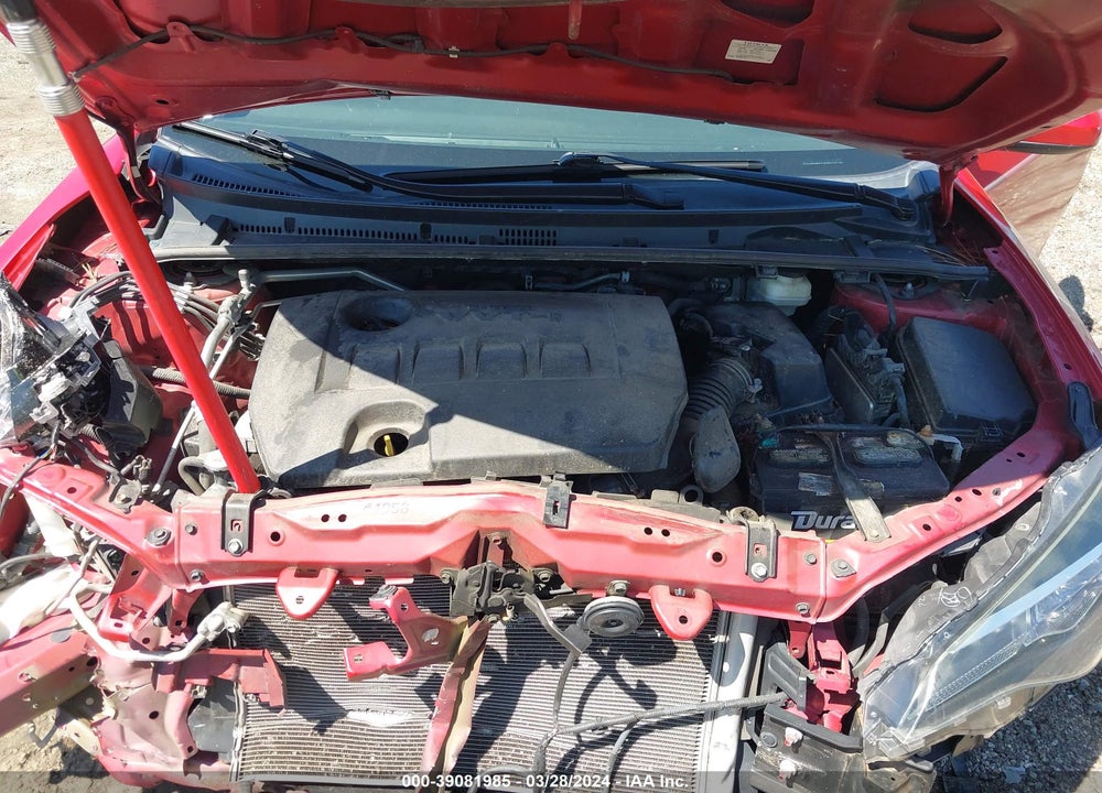 2018 TOYOTA COROLLA LE VIN: 2T1BURHE1JC983411