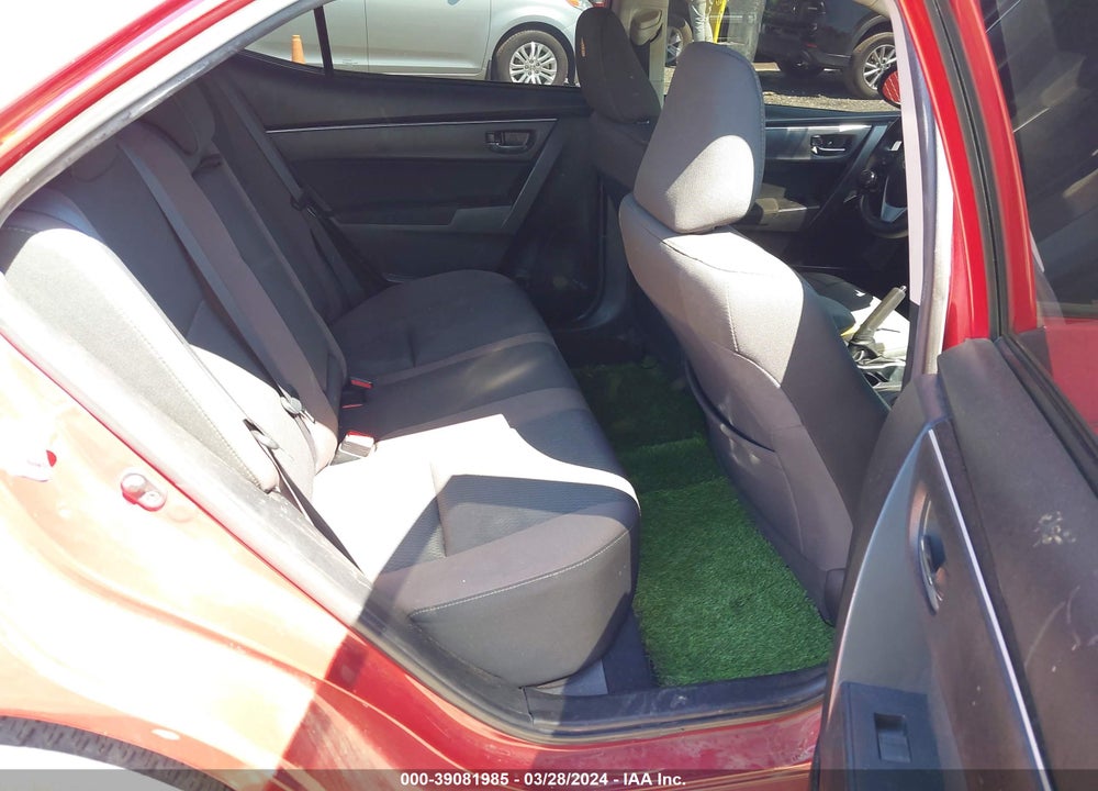 2018 TOYOTA COROLLA LE VIN: 2T1BURHE1JC983411