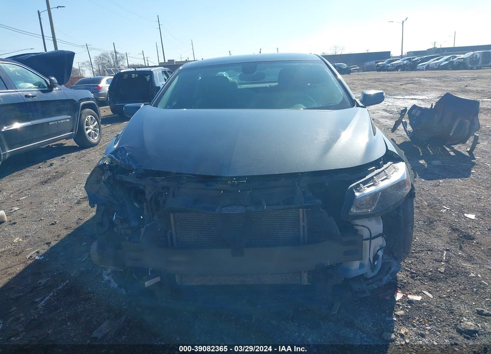 2018 CHEVROLET MALIBU LT VIN: 1G1ZD5ST6JF208696