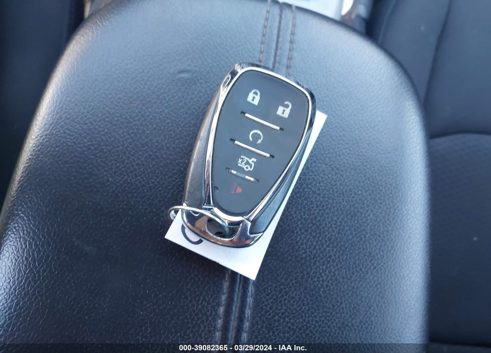 2018 CHEVROLET MALIBU LT VIN: 1G1ZD5ST6JF208696