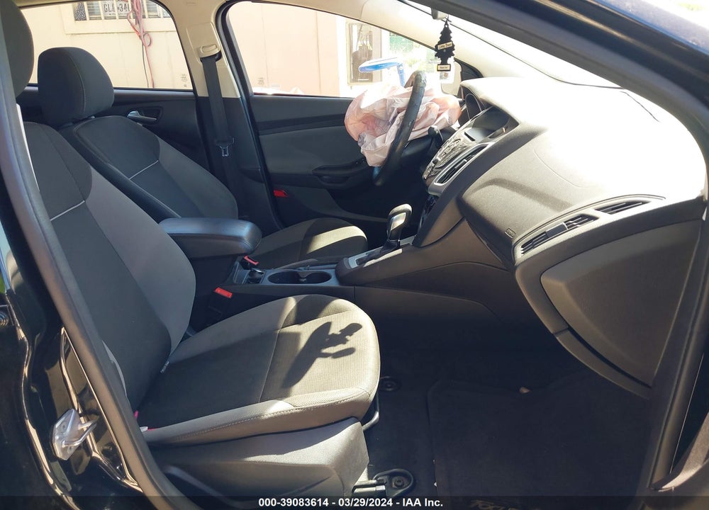 2014 FORD FOCUS SE VIN: 1FADP3F23EL191089