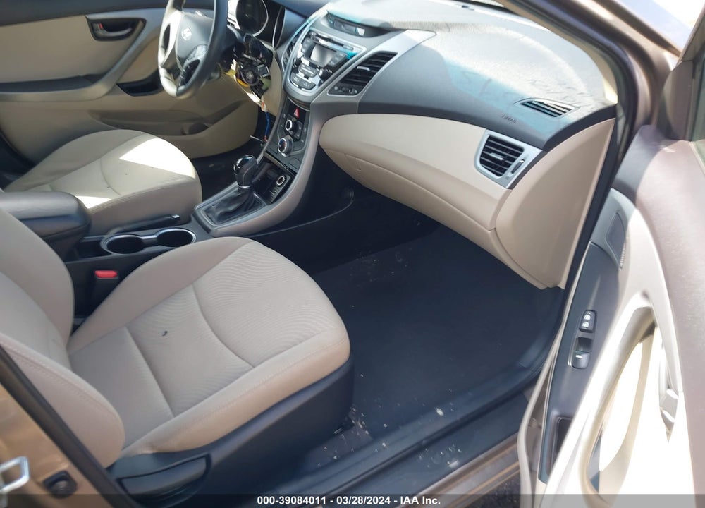 2014 HYUNDAI ELANTRA SE VIN: 5NPDH4AE7EH456129