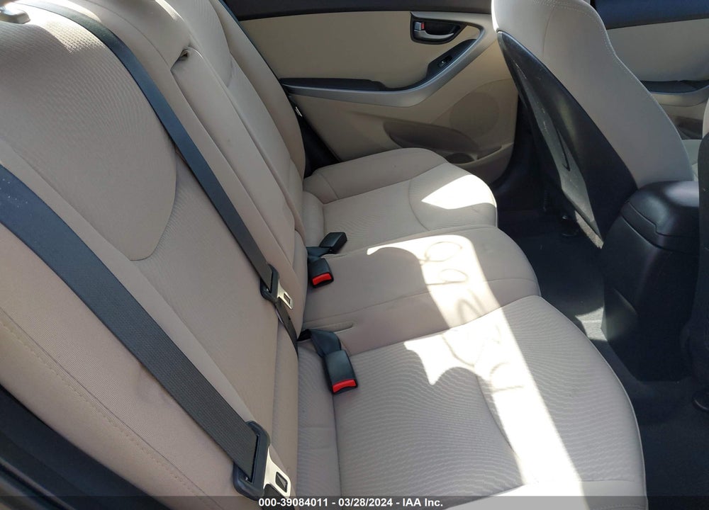 2014 HYUNDAI ELANTRA SE VIN: 5NPDH4AE7EH456129