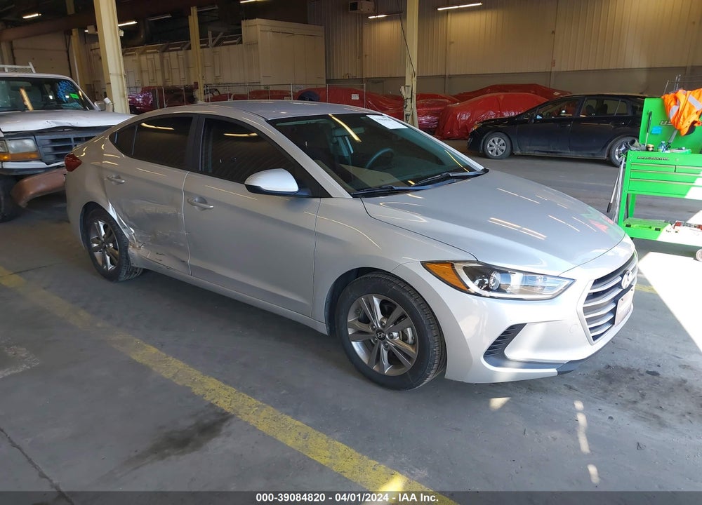 2018 HYUNDAI ELANTRA SEL VIN: KMHD84LF7JU526844