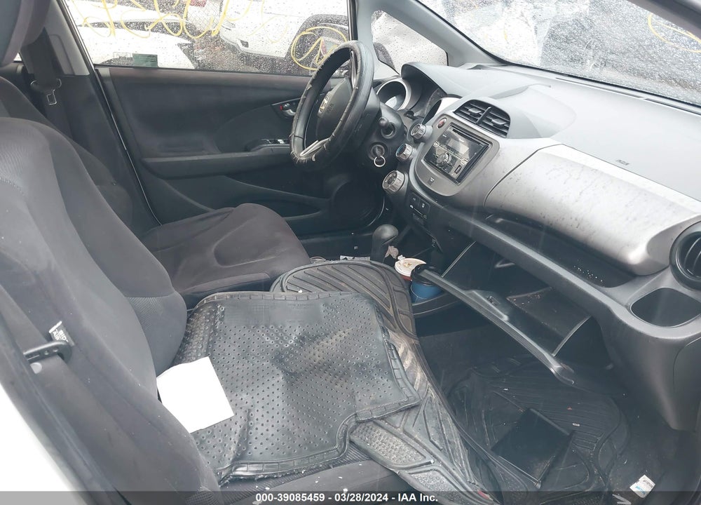 2010 HONDA FIT SPORT VIN: JHMGE8H45AC038456