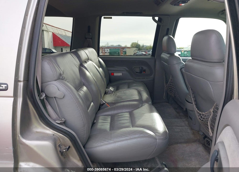 1999 GMC YUKON SLE VIN: 1GKEK13R7XJ766784