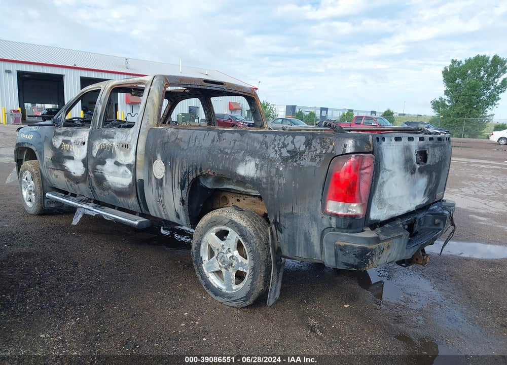 2012 GMC SIERRA 2500HD DENALI VIN: 1GT125E89CF213685