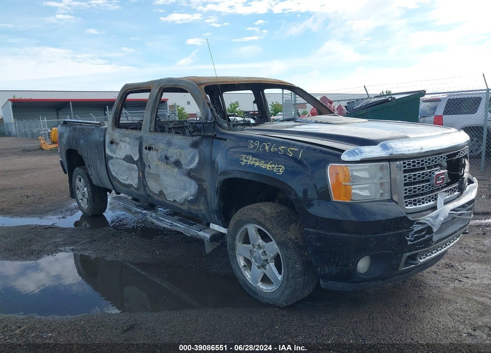 2012 GMC SIERRA 2500HD DENALI VIN: 1GT125E89CF213685