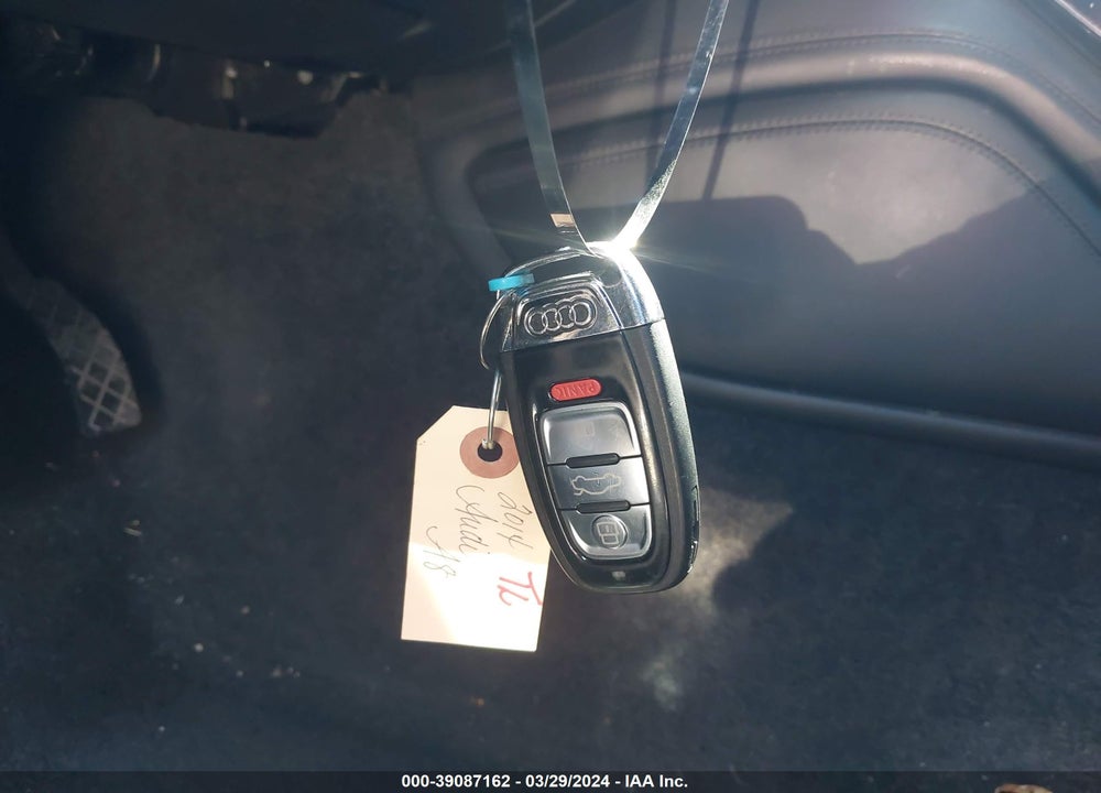 2014 AUDI A8 L 3.0T VIN: WAURGAFD3EN011732