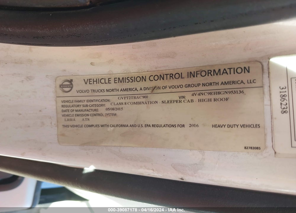 2016 VOLVO VN VIN: 4V4NC9EH8GN953136