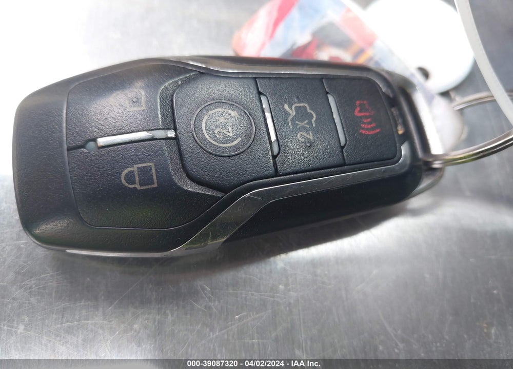 2014 LINCOLN MKZ VIN: 3LN6L2G9XER824947