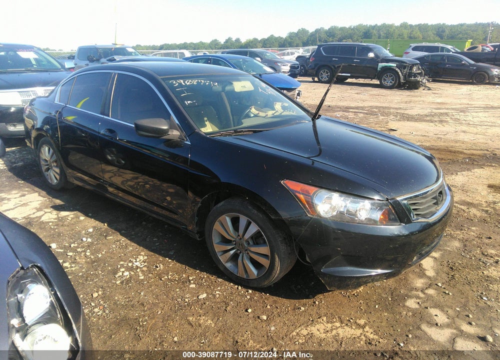 2010 HONDA ACCORD 2.4 LX VIN: 1HGCP2F31AA061800