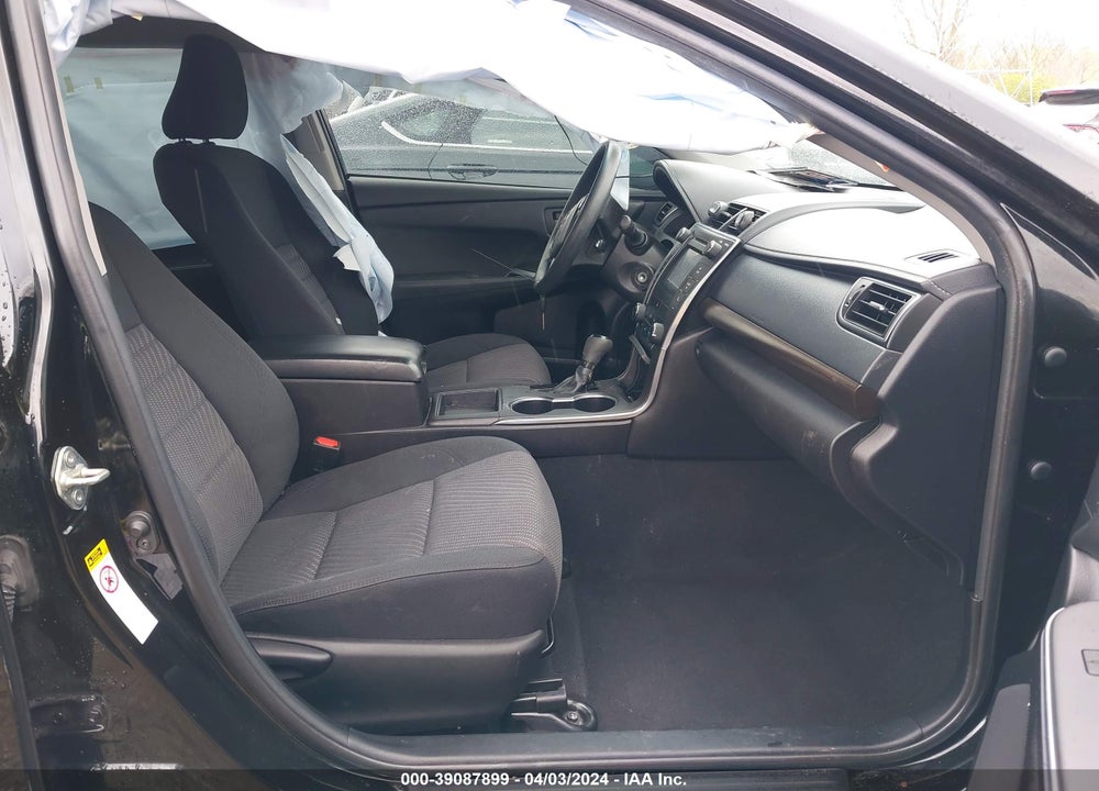 2016 TOYOTA CAMRY LE VIN: 4T4BF1FKXGR564703