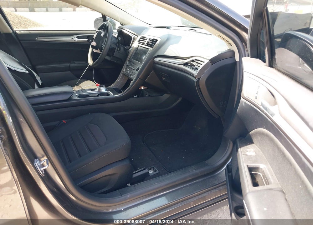 2020 FORD FUSION SE VIN: 3FA6P0HD3LR235967