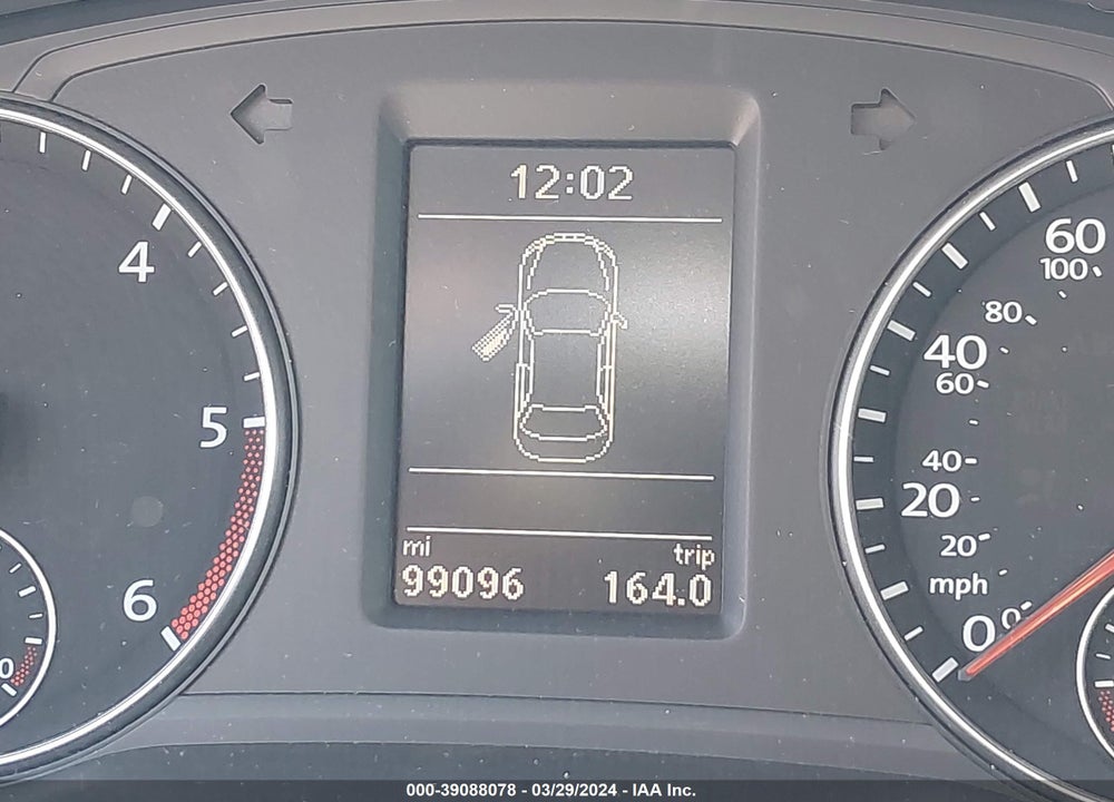 2014 VOLKSWAGEN PASSAT 2.0L TDI SE VIN: 1VWBN7A32EC104942
