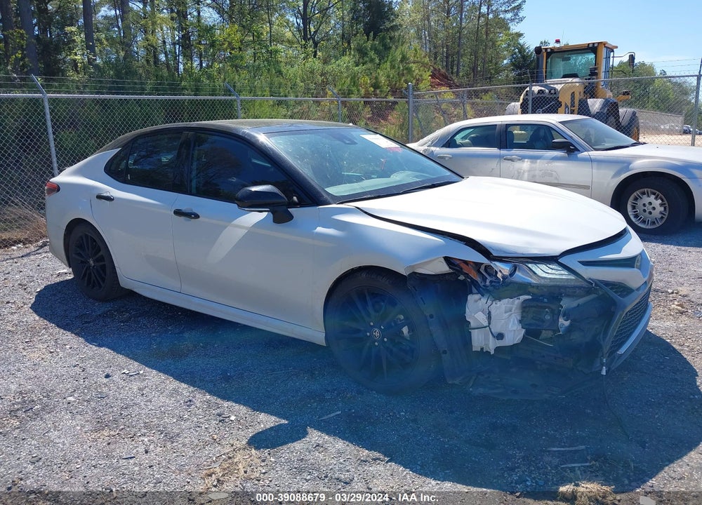 2022 TOYOTA CAMRY XSE V6 VIN: 4T1KZ1AK6NU070781