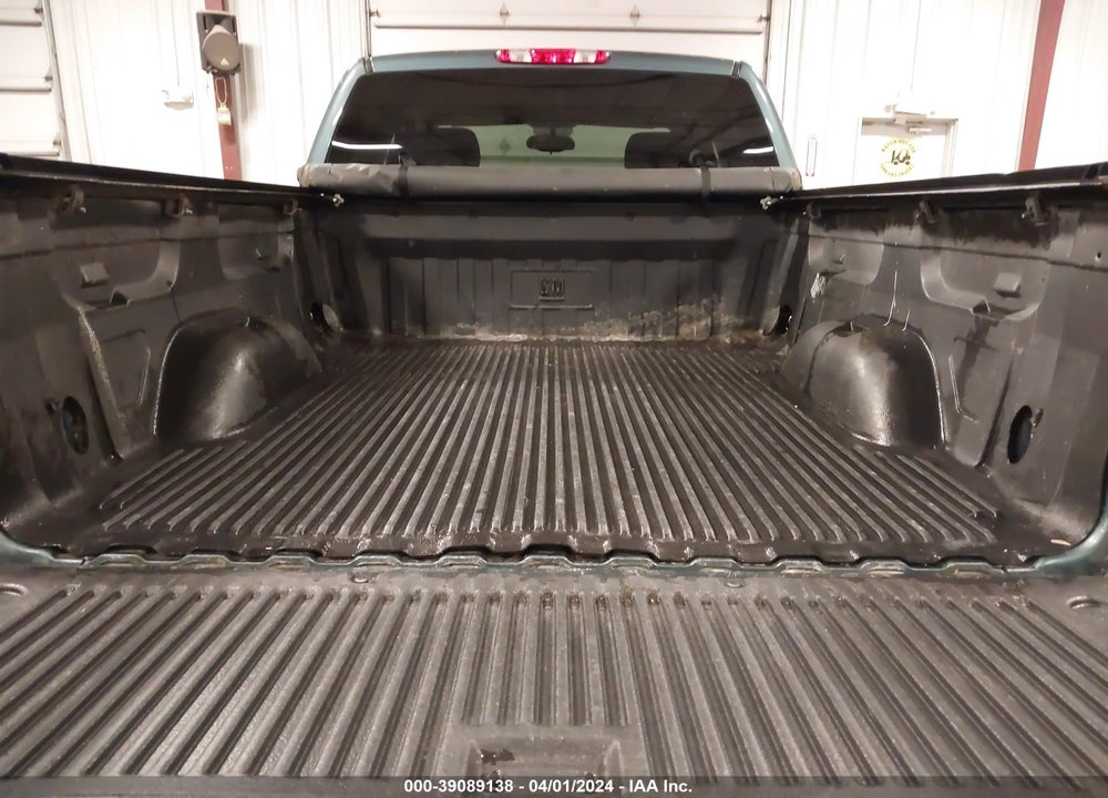 2013 CHEVROLET SILVERADO 1500 LT VIN: 1GCRKSE76DZ385729