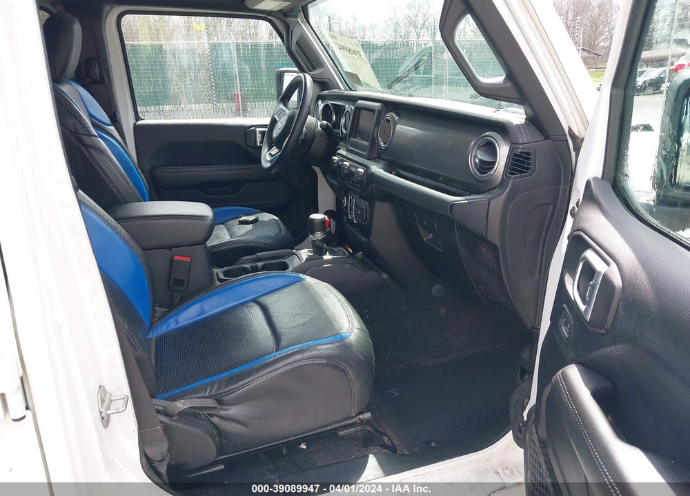 2019 JEEP WRANGLER UNLIMITED SAHARA 4X4 VIN: 1C4HJXEN2KW600483
