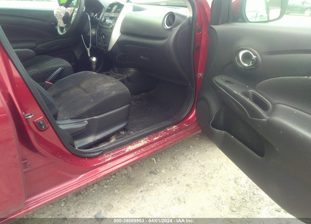 2018 NISSAN VERSA 1.6 SV VIN: 3N1CN7AP8JK442640