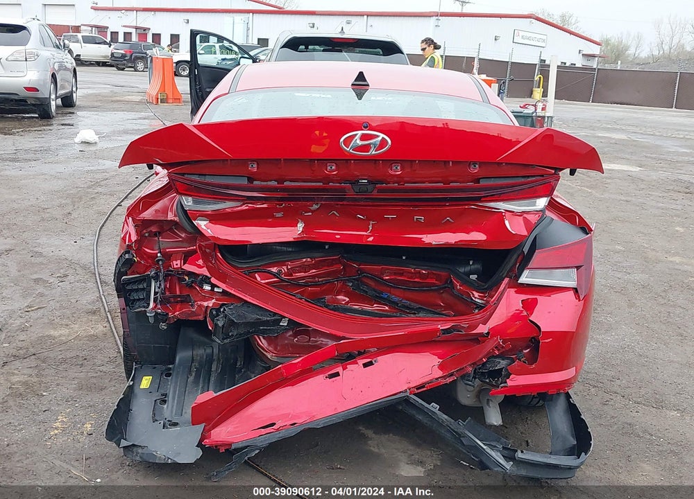 2023 HYUNDAI ELANTRA SEL VIN: 5NPLM4AG1PH092835