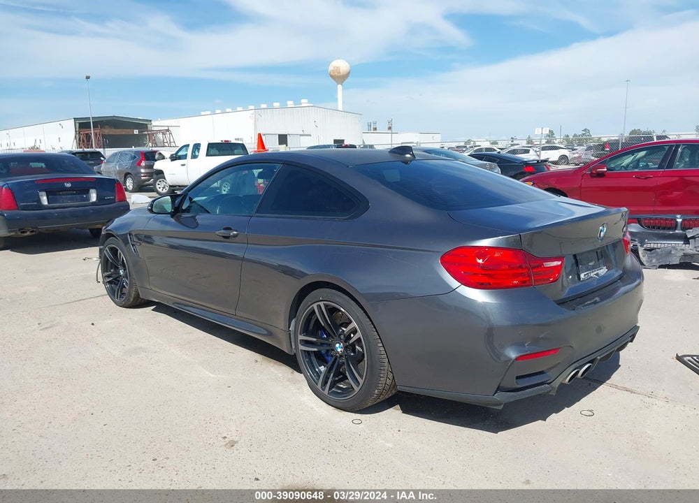 2016 BMW M4 VIN: WBS3R9C51GK336472