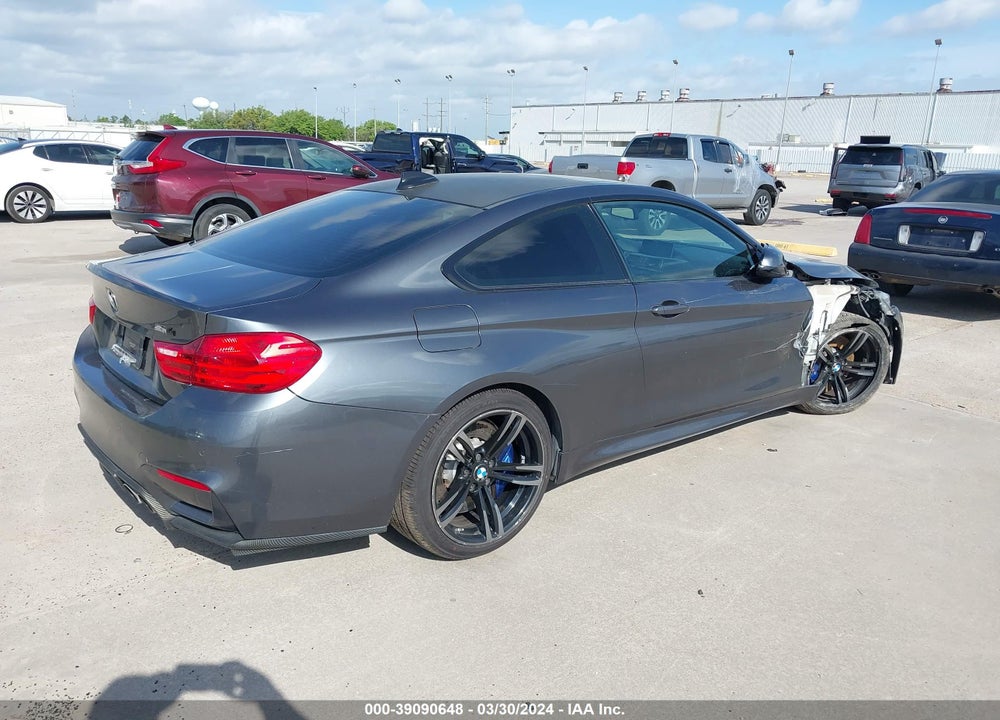 2016 BMW M4 VIN: WBS3R9C51GK336472