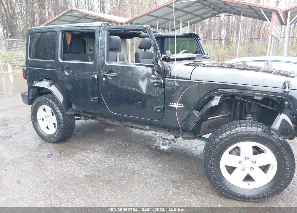 2012 JEEP WRANGLER UNLIMITED SAHARA VIN: 1C4HJWEG8CL186012