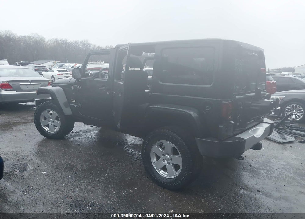 2012 JEEP WRANGLER UNLIMITED SAHARA VIN: 1C4HJWEG8CL186012