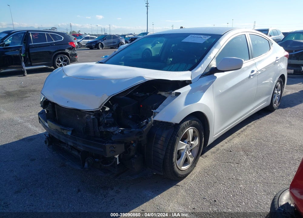 2015 HYUNDAI ELANTRA SE VIN: 5NPDH4AE9FH611524
