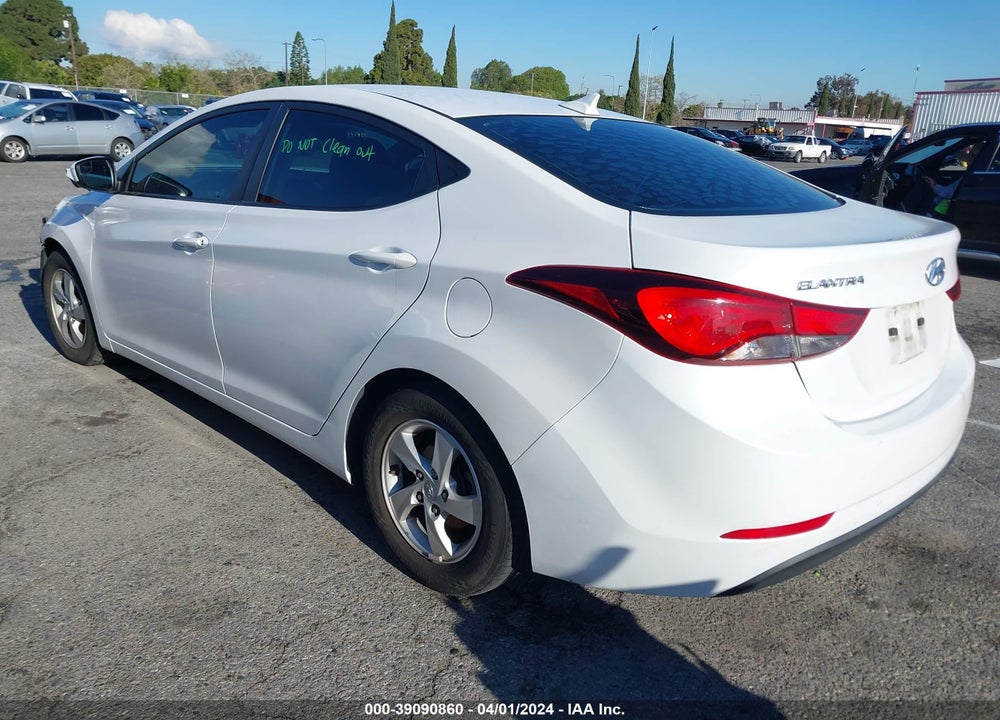 2015 HYUNDAI ELANTRA SE VIN: 5NPDH4AE9FH611524