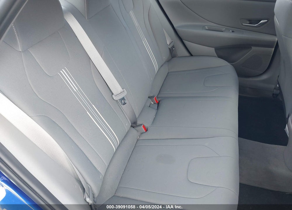 2022 HYUNDAI ELANTRA SEL VIN: KMHLS4AG6NU293070