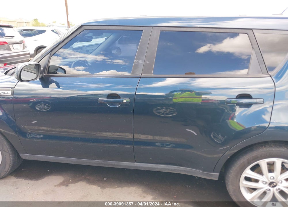 2018 KIA SOUL VIN: KNDJP3A5XJ7526396